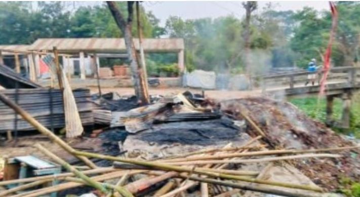 হবিগঞ্জের নবীগঞ্জে আগুন লেগে লক্ষাধিক টাকার ক্ষয়ক্ষতি