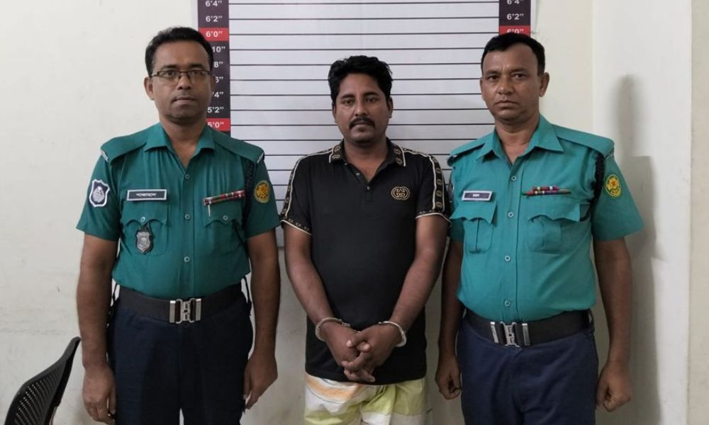 তুরাগের ‘শীর্ষ সন্ত্রাসী-চাঁদাবাজ’ সুলতান গ্রেপ্তার