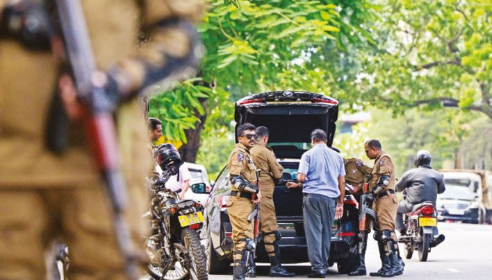 আজ শ্রীলঙ্কায় প্রেসিডেন্ট নির্বাচন, তীব্র প্রতিদ্বন্দ্বিতার...